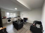 Main Photo of a 5 bedroom  Terraced House to rent