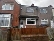 Main Photo of a 4 bedroom  Terraced House to rent