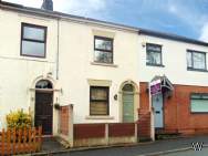 Main Photo of a 2 bedroom  Terraced House to rent