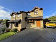 Main Photo of a 3 bedroom  Semi Detached House for sale