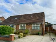 Main Photo of a 3 bedroom  Semi Detached Bungalow for sale