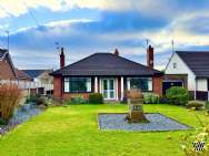 Main Photo of a 2 bedroom  Detached House for sale