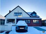 Main Photo of a 5 bedroom  Detached House for sale