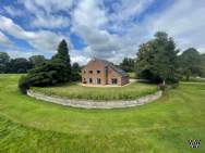 Main Photo of a 6 bedroom  Detached House to rent