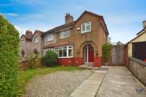 Main Photo of a 3 bedroom  Semi Detached House for sale