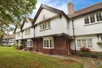 Main Photo of a 3 bedroom  End of Terrace House for sale