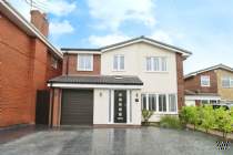 Main Photo of a 5 bedroom  Detached House for sale