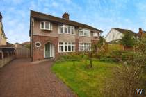 Main Photo of a 4 bedroom  Semi Detached House for sale