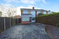 Main Photo of a 3 bedroom  Semi Detached House for sale