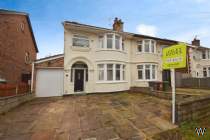 Main Photo of a 4 bedroom  Semi Detached House for sale