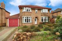 Main Photo of a 3 bedroom  Detached House for sale