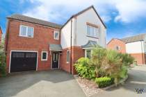 Main Photo of a 4 bedroom  Detached House for sale