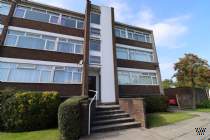 Main Photo of a 2 bedroom  Flat for sale