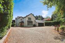 Main Photo of a 4 bedroom  Detached House for sale