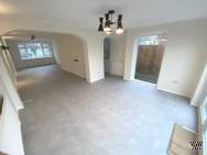 Main Photo of a 3 bedroom  Terraced House to rent