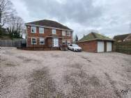 Main Photo of a 5 bedroom  Detached House to rent