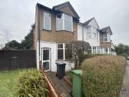 Main Photo of a 3 bedroom  Semi Detached House to rent