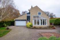 Main Photo of a 3 bedroom  Detached House for sale