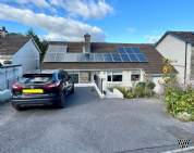 Main Photo of a 3 bedroom  Detached House for sale