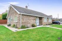 Main Photo of a 3 bedroom  Detached Bungalow to rent