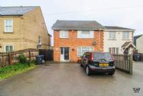 Main Photo of a 4 bedroom  Semi Detached House to rent