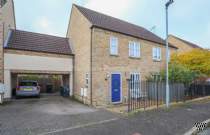 Main Photo of a 4 bedroom  Detached House to rent