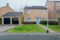 Main Photo of a 4 bedroom  Detached House to rent