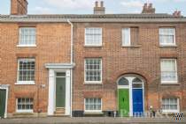 Main Photo of a 3 bedroom  Terraced House for sale