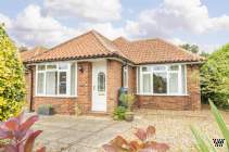 Main Photo of a 3 bedroom  Detached Bungalow for sale