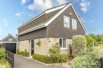 Main Photo of a 3 bedroom  Detached House for sale