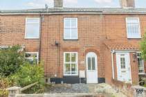 Main Photo of a 3 bedroom  Terraced House for sale