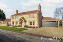 Main Photo of a 4 bedroom  Detached House for sale