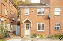 Main Photo of a 3 bedroom  End of Terrace House for sale