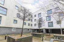 Main Photo of a 1 bedroom  Flat for sale