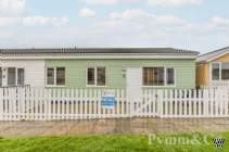 Main Photo of a 2 bedroom  Mobile Home for sale