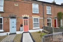 Main Photo of a 2 bedroom  Terraced House to rent