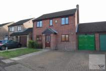 Main Photo of a 4 bedroom  Detached House to rent