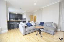 Main Photo of a 2 bedroom  Flat to rent