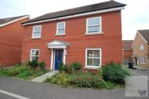 Main Photo of a 4 bedroom  Detached House to rent