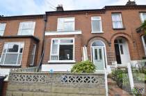 Main Photo of a 3 bedroom  Terraced House to rent