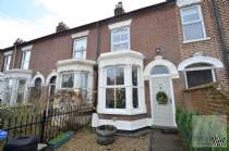 Main Photo of a 3 bedroom  Terraced House to rent