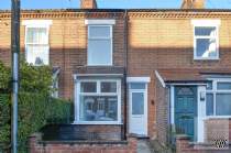 Main Photo of a 2 bedroom  Terraced House to rent