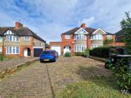 Main Photo of a 3 bedroom  Semi Detached House to rent