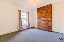 Main Photo of a 2 bedroom  Terraced House to rent