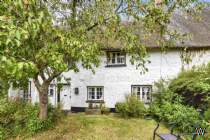 Main Photo of a 2 bedroom  Terraced House for sale