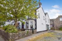 Main Photo of a 3 bedroom  End of Terrace House for sale