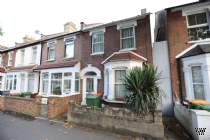 Main Photo of a 2 bedroom  Terraced House to rent