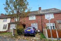 Main Photo of a 2 bedroom  Terraced House for sale