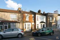 Main Photo of a 3 bedroom  Terraced House for sale