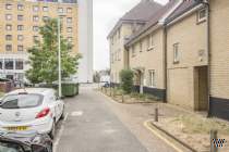 Main Photo of a 2 bedroom  Flat for sale